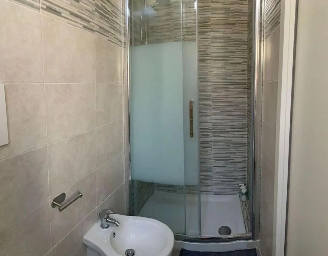 Milan Emerald Home 